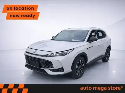 Second-hand MG HS Luxury 272 CP (200 kW) 2025 Alb SUV