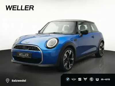 Second-hand Mini Cooper 156 CP (114 kW) 2024 Albastru Hatchback
