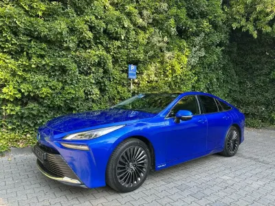Gebraucht Toyota Mirai Advance 182 PS (133 kW) 2021 Blau Limousine
