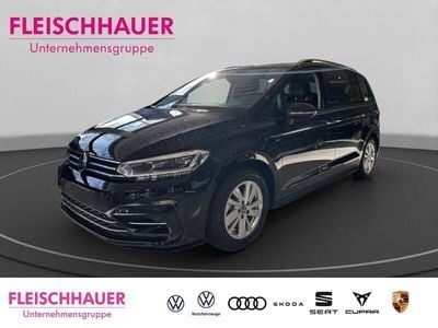 Schwarz Gebraucht 2024 VW Touran Highline Van / Kleinbus | 43.890 €