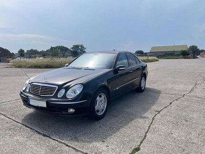 Mercedes E240