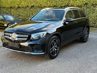 Second-hand Mercedes GLC250 AMG 204 CP (150 kW) 2018 Negru SUV