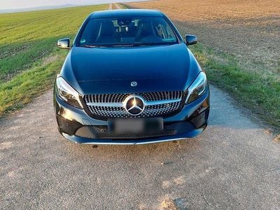 Gebraucht Mercedes A160 102 PS (75 kW) 2017 Schwarz Kleinwagen