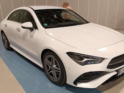 Mercedes CLA200