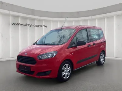 Gebraucht Ford Tourneo Courier Ambiente 145 PS (106 kW) 2017 Rot Van / Kleinbus