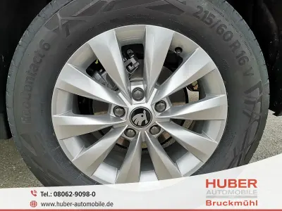 Neu Skoda Karoq Selection 150 PS (110 kW) 2026 Smokey diamond silber metallic SUV