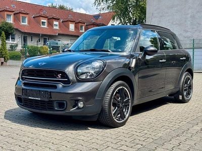 Grau Gebraucht 2015 Mini Cooper SD Countryman SUV | 10.900 € (Fairer Preis)