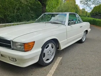 Gebraucht Mercedes SL450 218 PS (160 kW) 1977 Weiß Cabrio