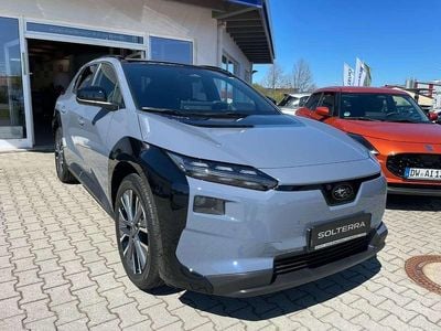 Neu Subaru Solterra Platinum 252 kW (343 PS) 2026 Grau SUV