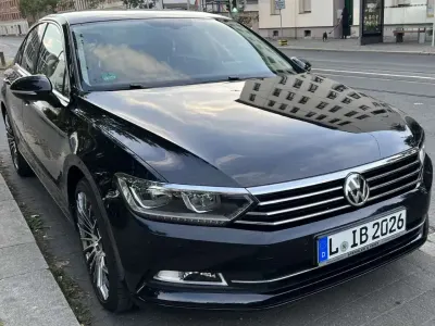 Gebraucht VW Passat Comfortline 180 PS (132 kW) 2015 Schwarz Limousine