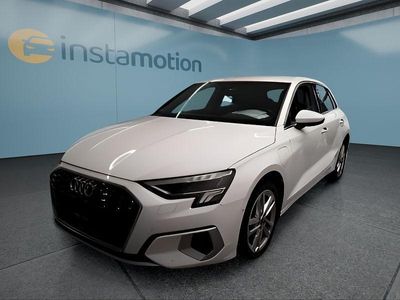 Weiß Gebraucht 2022 Audi A3 Sportback e-tron Kleinwagen | 22.449 € (Guter Preis)