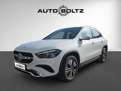 Gebraucht Mercedes GLA180 136 PS (100 kW) 2024 Polarweiß SUV