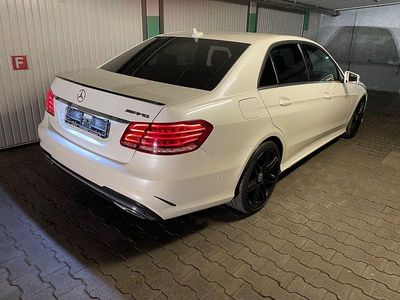 Weiß Gebraucht 2014 Mercedes E250 AMG Limousine | 21.500 € (Teuer)