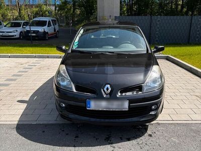 gebraucht Renault Clio III 1.2 Benzin