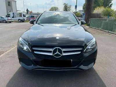 Gebraucht Mercedes C300e 204 PS (150 kW) 2015 Schwarz Kombi