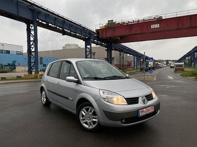 Gebraucht Renault Scénic II Dynamique 111 PS (81 kW) 2006 Silber Van / Kleinbus