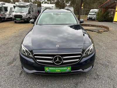 Gebraucht Mercedes E300 194 PS (142 kW) 2019 Blau Kombi