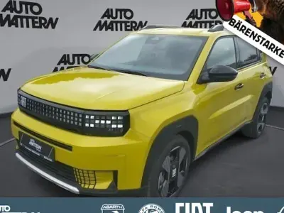 Usata Fiat Grande Panda La Prima 110 CV (80 kW) 2025 Giallo Utilitaria