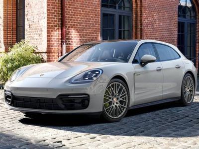 Porsche Panamera 4