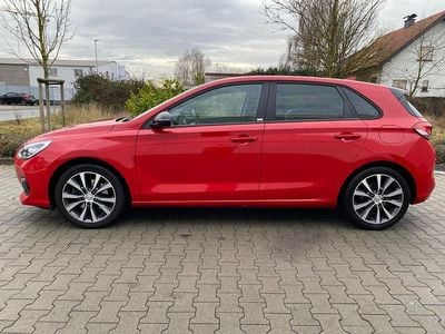 Rot Gebraucht 2019 Hyundai i30 YES! Limousine | 10.600 € (Guter Preis)