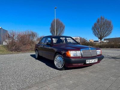 Gebraucht Mercedes 190 109 PS (80 kW) 1991 Rot Limousine