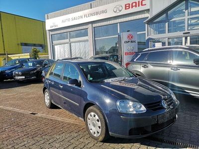 Blau Gebraucht 2005 VW Golf IV Trendline Kleinwagen | 2.950 € (Teuer)