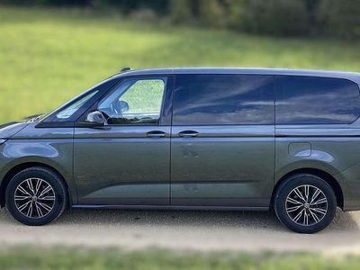 Usata VW Multivan 150 CV (110 kW) 2023 Grigio Monovolume