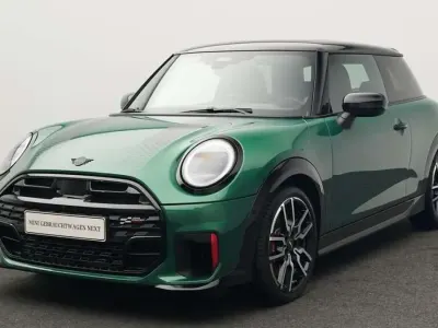 Gebraucht Mini John Cooper Works 231 PS (169 kW) 2025 Grün Kleinwagen