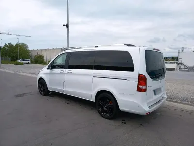 Używany Mercedes V220 163 KM (119 kW) 2014 Biały Minivan