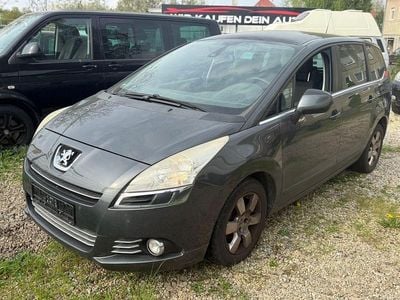 Second-hand Peugeot 5008 Premium 120 CP (88 kW) 2010 Gri Monovolum