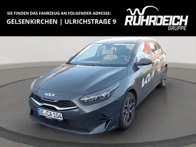 Grau Gebraucht 2024 Kia Ceed Spirit Kleinwagen | 24.890 € (Fairer Preis)