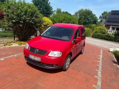 Gebraucht VW Caddy Life 80 PS (58 kW) 2010 Rot Van / Kleinbus