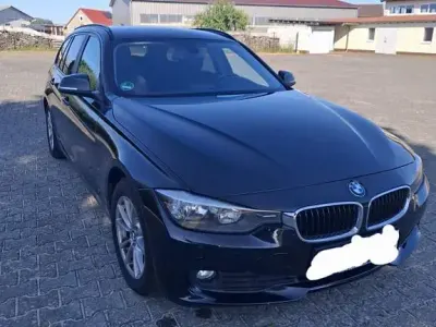 Gebraucht BMW 318 143 PS (105 kW) 2013 Schwarz Kombi