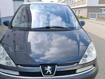 Peugeot 807