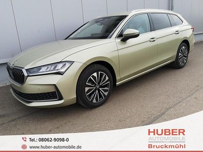 Ice tea yellow Neu 2025 Skoda Superb Selection Kombi | 46.340 € (Superpreis)