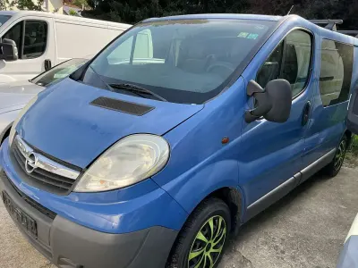 Gebraucht Opel Vivaro 117 PS (86 kW) 2011 Blau Van / Kleinbus