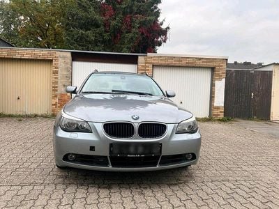 BMW 525