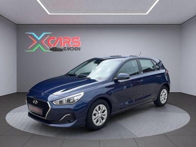 Gebraucht Hyundai i30 Select 99 PS (72 kW) 2020 Blau Limousine