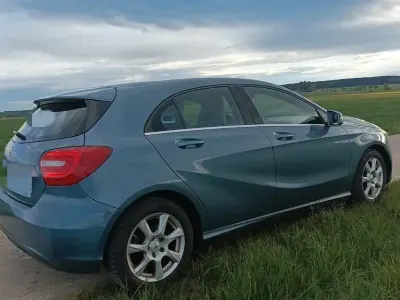Gebraucht Mercedes A180 122 PS (89 kW) 2014 Kleinwagen
