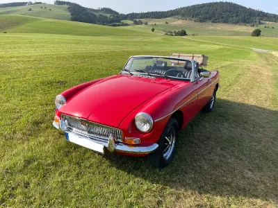 Käytetty MG B 92 HP (67 kW) 1975 Punainen Avoauto