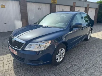 Gebraucht Skoda Octavia GreenLine 105 PS (77 kW) 2011 Blau Limousine
