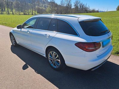 Gebraucht Mercedes C400 333 PS (244 kW) 2019 Weiß Kombi