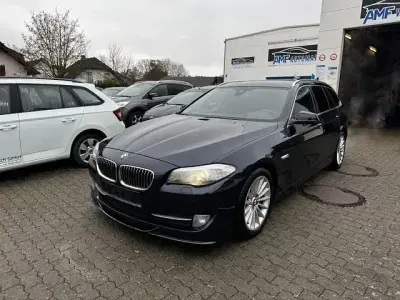 Usata BMW 520 Performance 184 CV (135 kW) 2013 Blu Station wagon