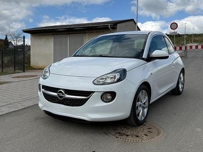 Begagnad Opel Adam 70 HK (51 kW) 2017 Vit Halvkombi
