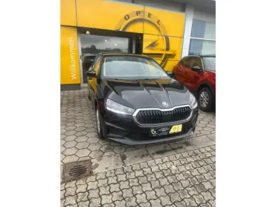 Gebraucht Skoda Fabia Ambition 95 PS (69 kW) 2023 Schwarz Limousine