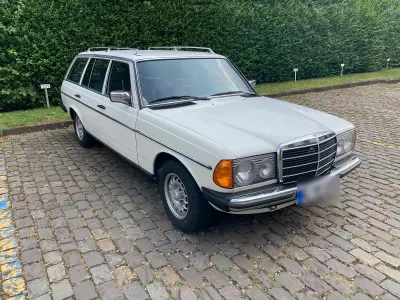 Gebraucht Mercedes 230 136 PS (100 kW) 1983 Weiß Kombi