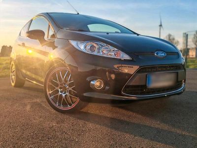 Gebraucht Ford Fiesta 82 PS (60 kW) 2008 Schwarz Kleinwagen