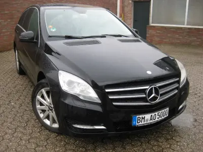 Używany Mercedes R350 265 KM (194 kW) 2013 Czarny Minivan