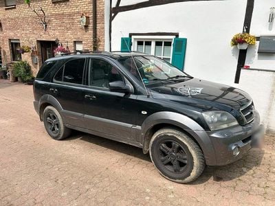 Second-hand Kia Sorento 140 CP (102 kW) 2006 Negru SUV