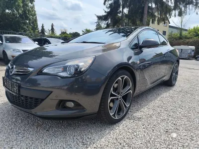 Gebraucht Opel Astra GTC Active 165 PS (121 kW) 2013 Grau Coupé